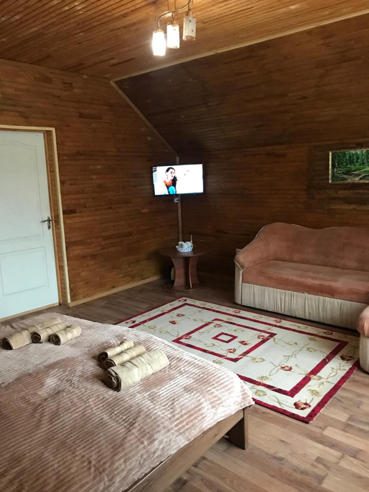 ''Forest House '' Будинок Для Відпочинку トラスコヴェッツ エクステリア 写真